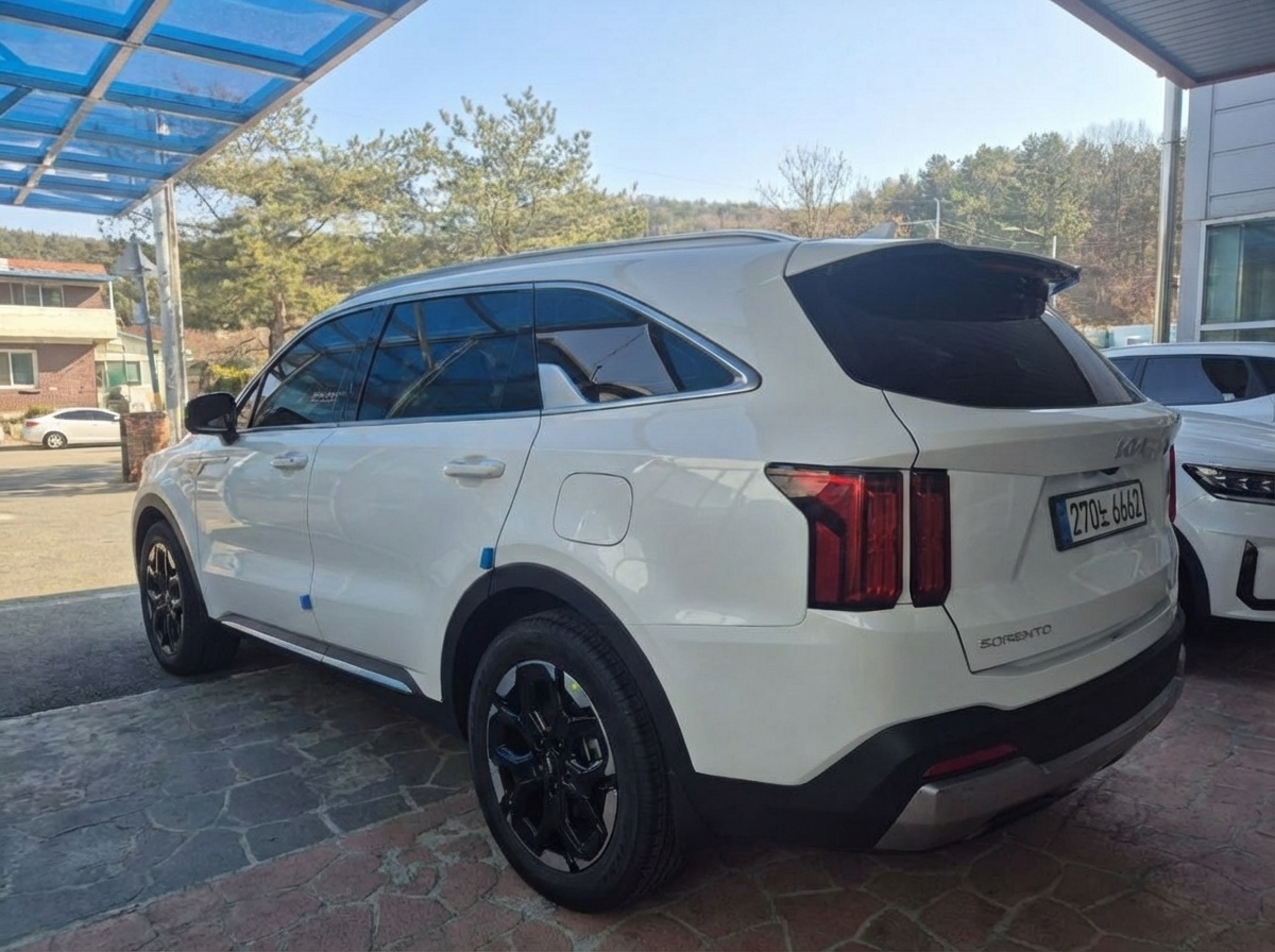 서북방(좌측후방) 차량